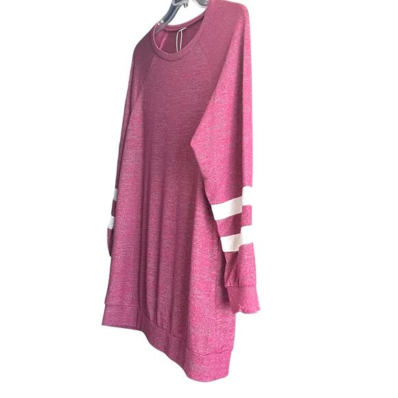 NO MFG. TAG LONG RAGLAN SLV CREW NECK TOP, WOMENS, 14W, VARIEGATED PINK & WHITE - Picture 3 of 10